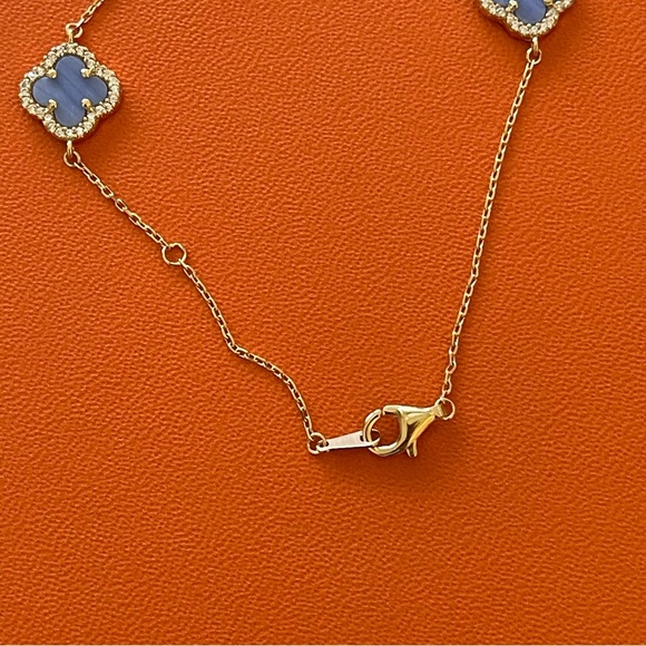 New CLOVER Bracelet 18K Gold Plated Sterling Silver - Picture 5 of 8